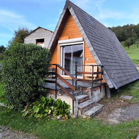 Petit Chalet Avec Terrasse Oust Zewnętrze zdjęcie
